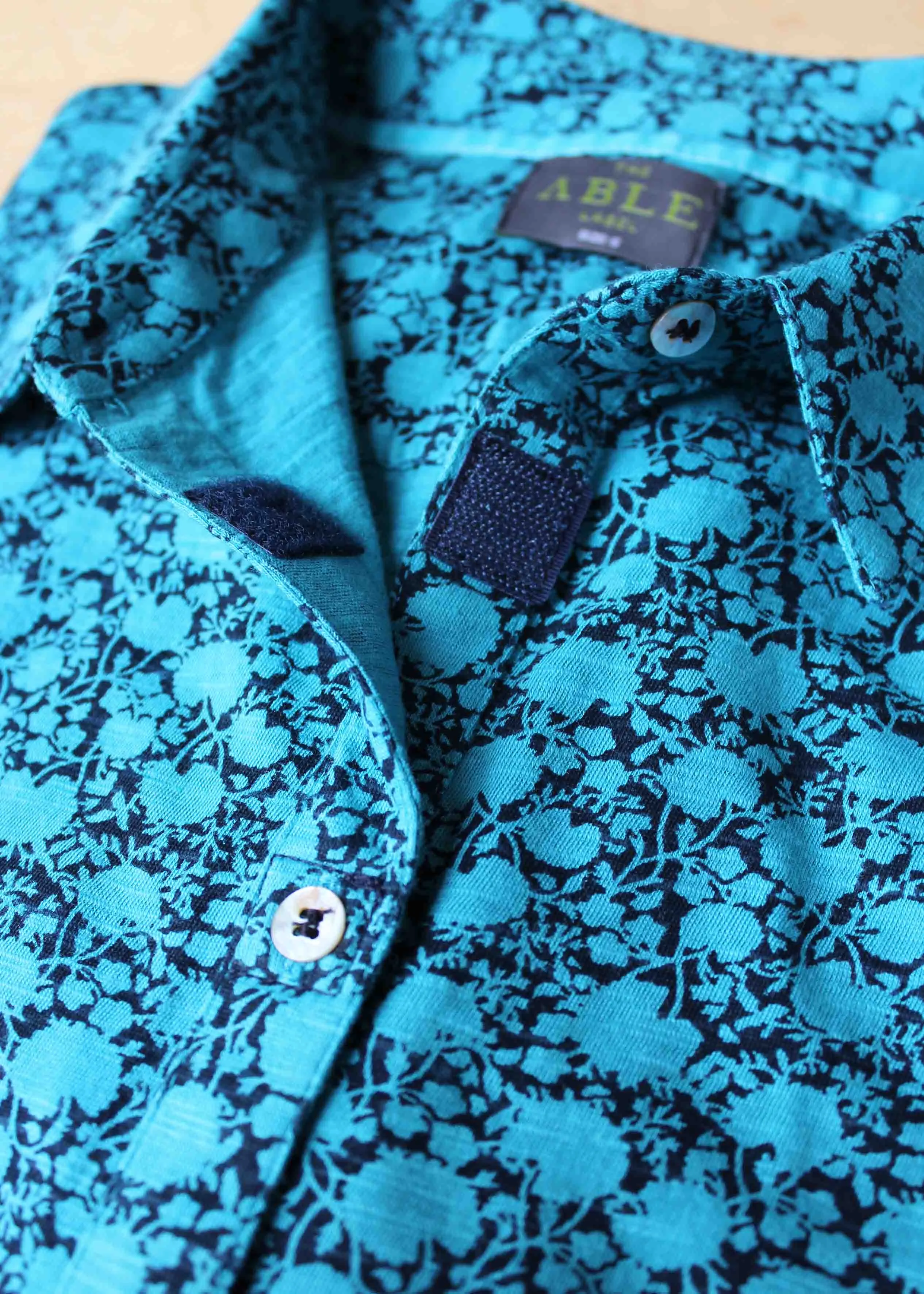 Dotty Cotton Jersey VELCRO® Brand Fastening Shirt