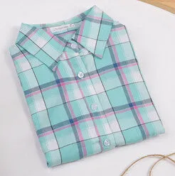 Fashionable Women's Shirt With Long Sleeves & Turn-Down Collar