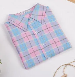 Fashionable Women's Shirt With Long Sleeves & Turn-Down Collar
