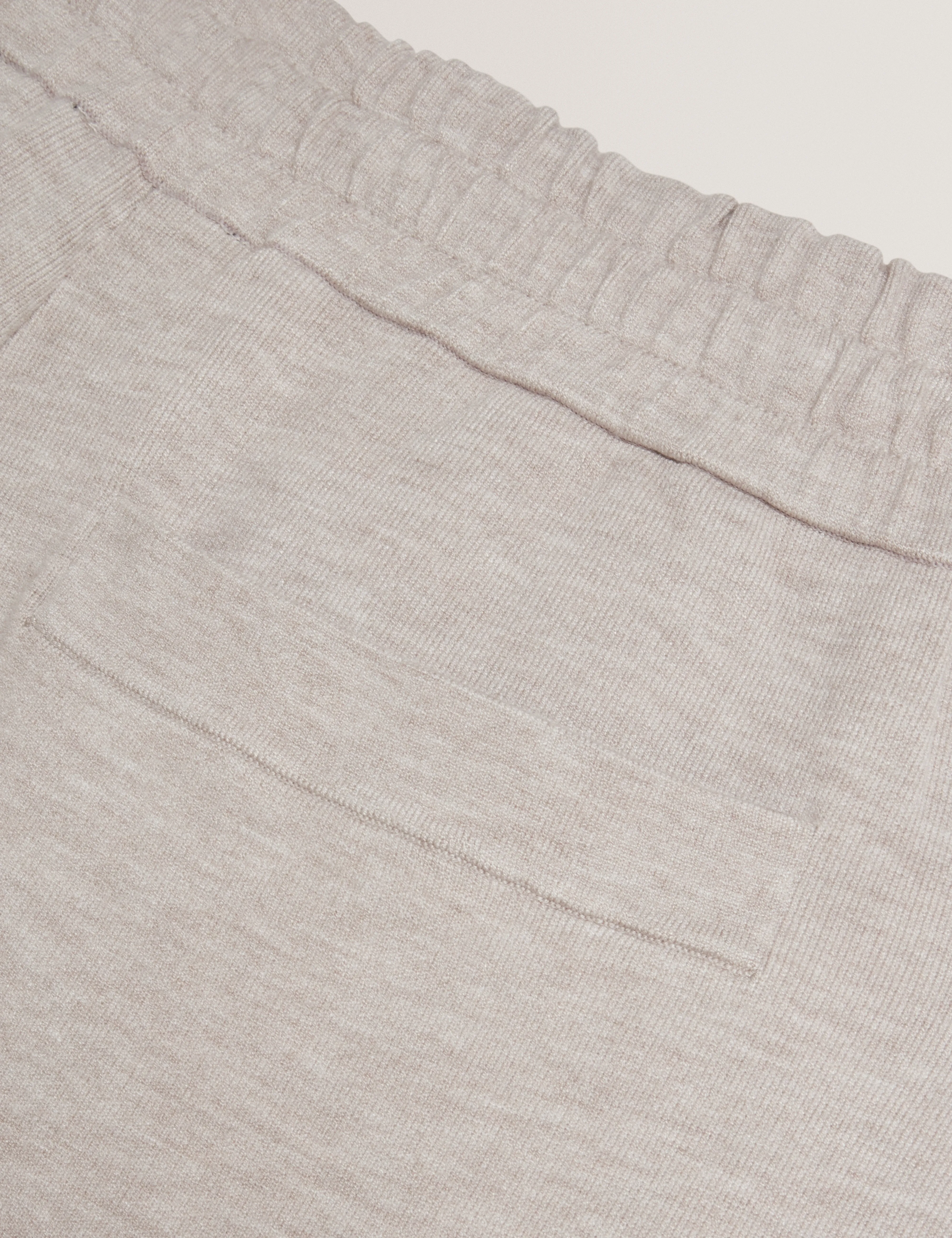 Harldab Knitted Tapered Fit Jogger Natural