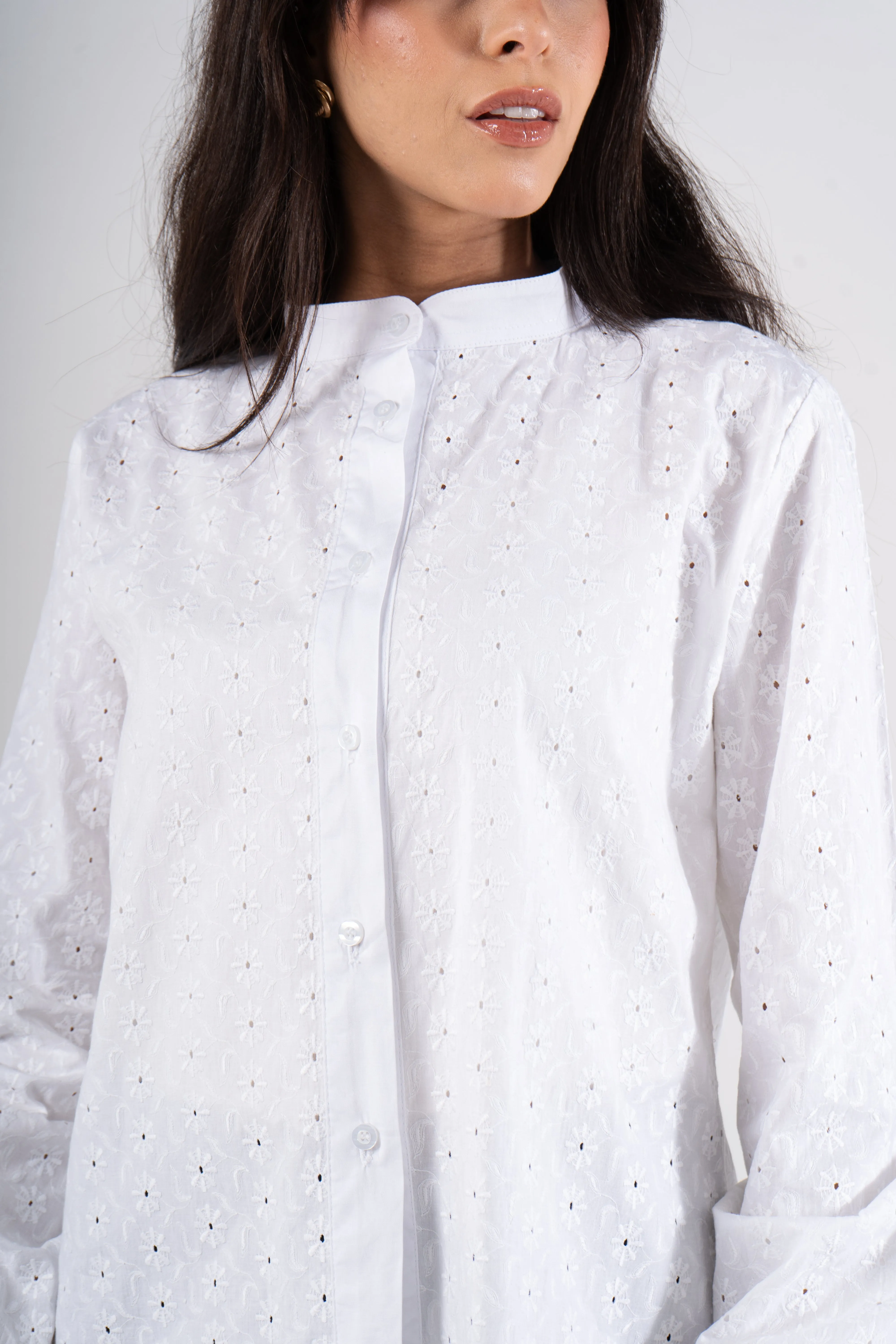 White Long Sleeves Rokama Blouse