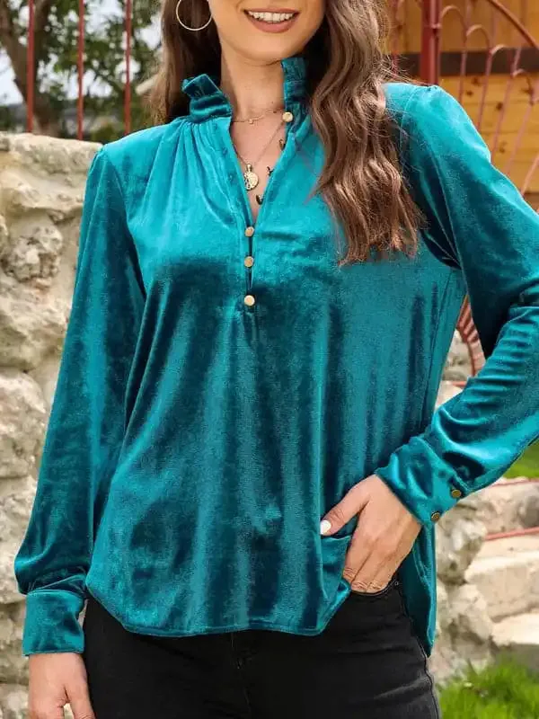 Women’s New Bottoming Shirt Fashionable Stand Collar Long Sleeve Pullover Solid Color Top